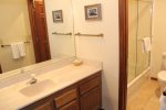 Mammoth Lakes Vacation Rental Sunrise 3- Downstairs Bathroom 
